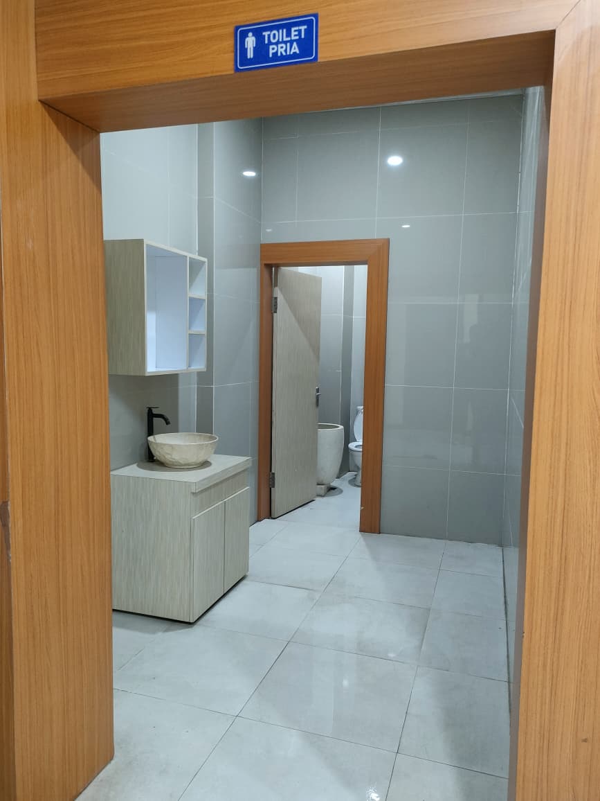 toilet 2